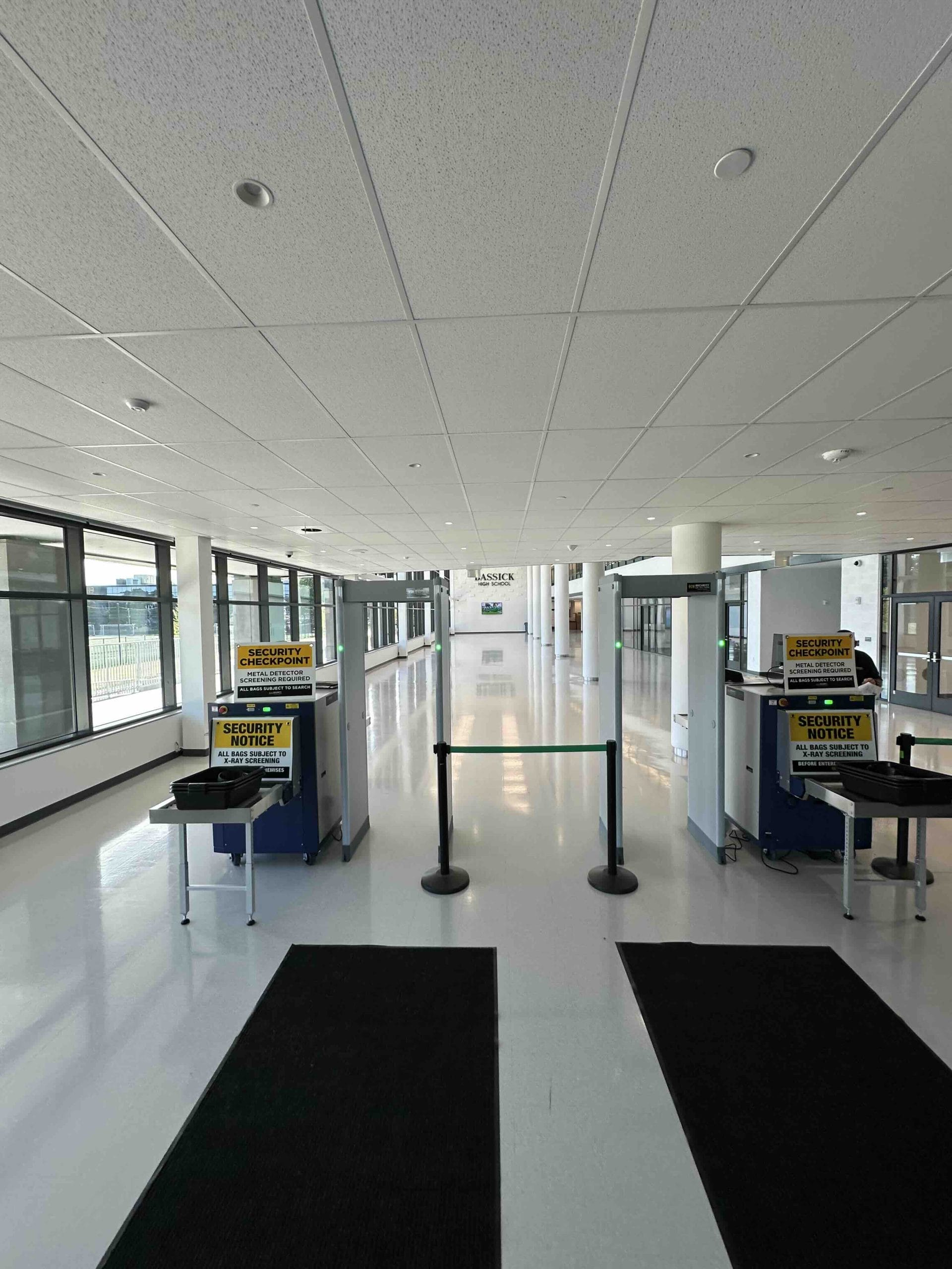 AutoClear 5333 X-ray Machine